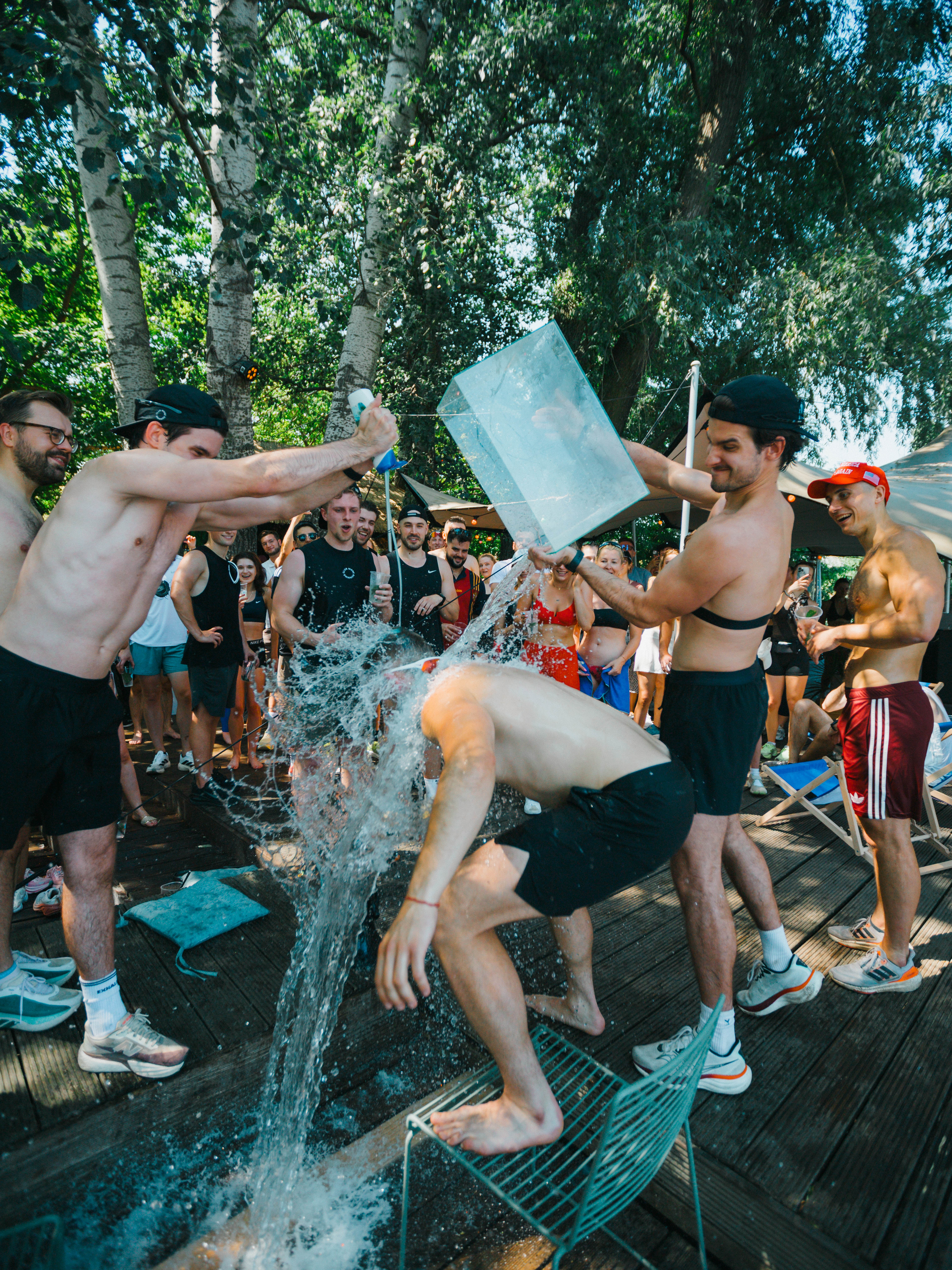 MORSly cold plunge session for mental clarity and recovery Warsaw